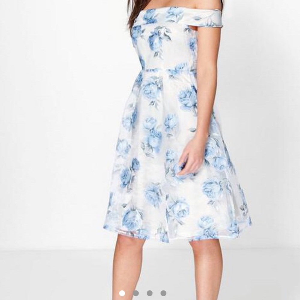 BooHoo Off the Shoulder floral dress Size 10